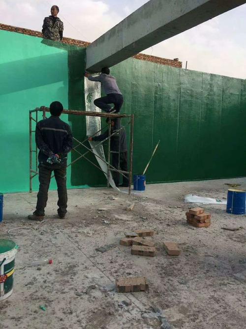 南通针对老旧车间地面普遍存在的起砂、裂缝问题